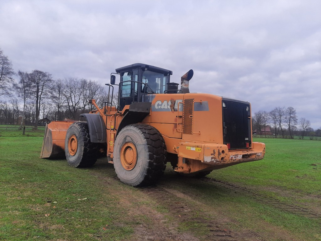 CASE RADLADER 1221 E 6,5 m³ Schaufel - Utovarivač na kotačima: slika CASE RADLADER 1221 E 6,5 m³ Schaufel - Utovarivač na kotačima CASE RADLADER 1221 E 6,5 m³ Schaufel - Utovarivač na kotačima: slika CASE RADLADER 1221 E 6,5 m³ Schaufel - Utovarivač na kotačima