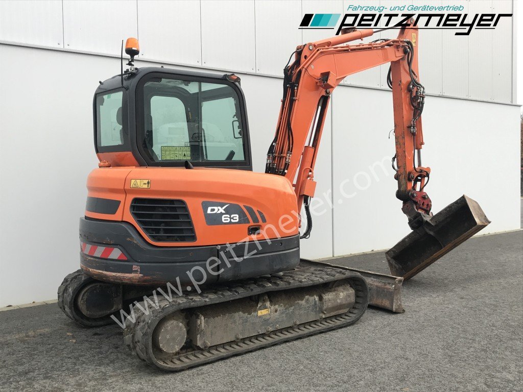 Doosan Kettenbagger DX 63-3 PowerTilt 070 , MS 03, mehrfach vorhanden - Mini bager: slika Doosan Kettenbagger DX 63-3 PowerTilt 070 , MS 03, mehrfach vorhanden - Mini bager Doosan Kettenbagger DX 63-3 PowerTilt 070 , MS 03, mehrfach vorhanden - Mini bager: slika Doosan Kettenbagger DX 63-3 PowerTilt 070 , MS 03, mehrfach vorhanden - Mini bager