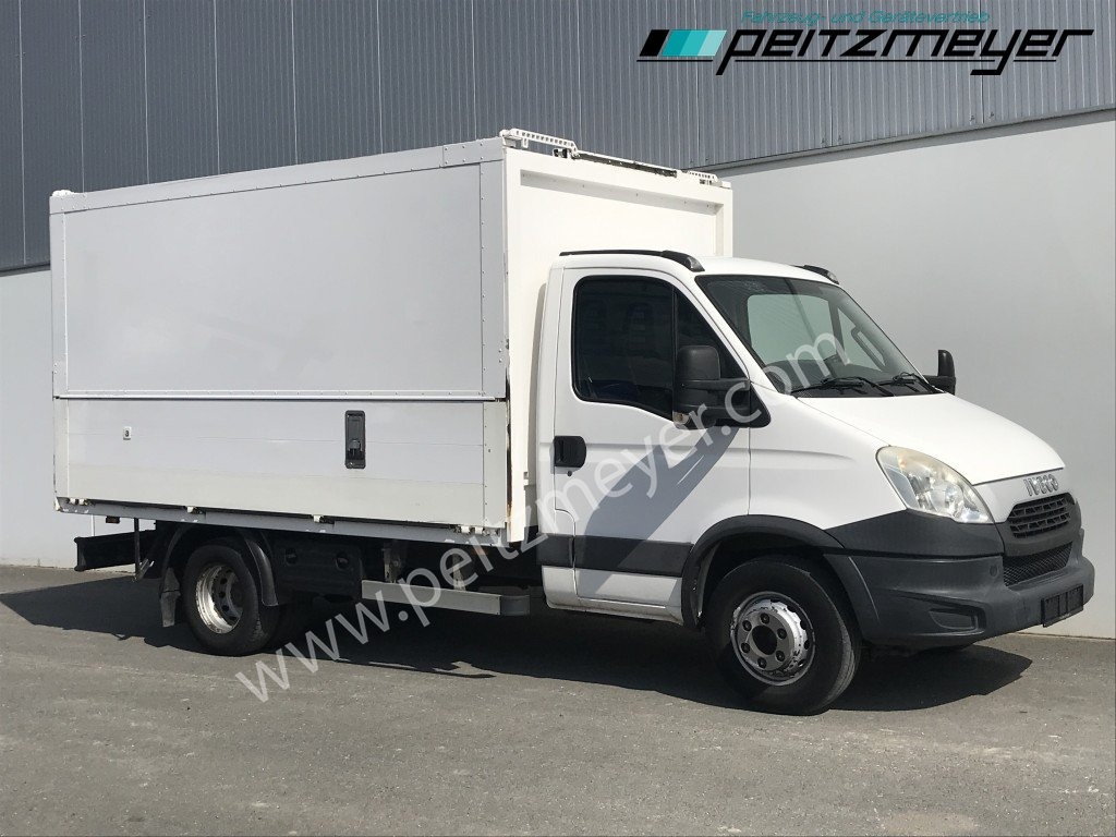 Iveco Daily 70 C 17 Getränke Ewers NL 3.650 kg - Kamion za prijevoz pića: slika Iveco Daily 70 C 17 Getränke Ewers NL 3.650 kg - Kamion za prijevoz pića Iveco Daily 70 C 17 Getränke Ewers NL 3.650 kg - Kamion za prijevoz pića: slika Iveco Daily 70 C 17 Getränke Ewers NL 3.650 kg - Kamion za prijevoz pića