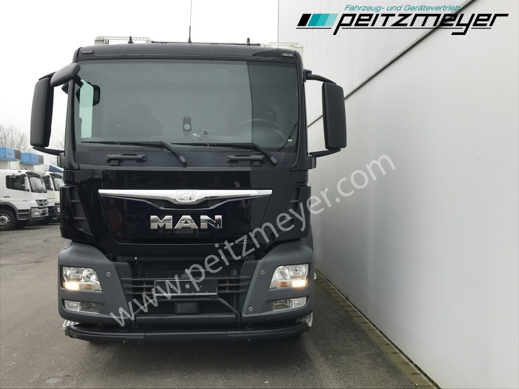 MAN TGS 26.360 FL Ewers Getränke + LBW 2 x AHK, Lenkachse, Kupplung neu - Kamion za prijevoz pića: slika MAN TGS 26.360 FL Ewers Getränke + LBW 2 x AHK, Lenkachse, Kupplung neu - Kamion za prijevoz pića MAN TGS 26.360 FL Ewers Getränke + LBW 2 x AHK, Lenkachse, Kupplung neu - Kamion za prijevoz pića: slika MAN TGS 26.360 FL Ewers Getränke + LBW 2 x AHK, Lenkachse, Kupplung neu - Kamion za prijevoz pića