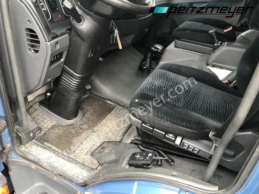 Kamion sandučar MERCEDES-BENZ Atego 818 L Koffer + LBW Euro 6, Klima, AHK,: slika Kamion sandučar MERCEDES-BENZ Atego 818 L Koffer + LBW Euro 6, Klima, AHK,