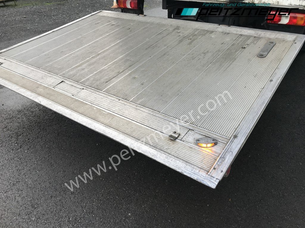 Kamion sandučar MERCEDES-BENZ Atego 818 L Koffer + LBW Euro 6, Klima, AHK,: slika Kamion sandučar MERCEDES-BENZ Atego 818 L Koffer + LBW Euro 6, Klima, AHK,