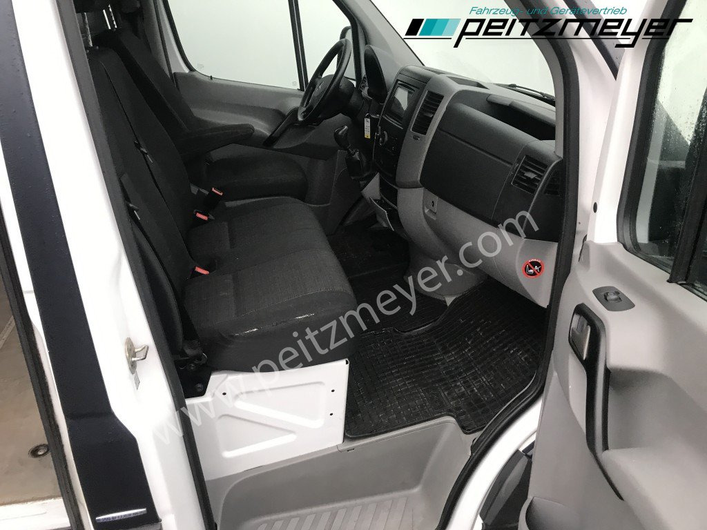 Mali kombi MERCEDES-BENZ Sprinter 216 CDI: slika Mali kombi MERCEDES-BENZ Sprinter 216 CDI