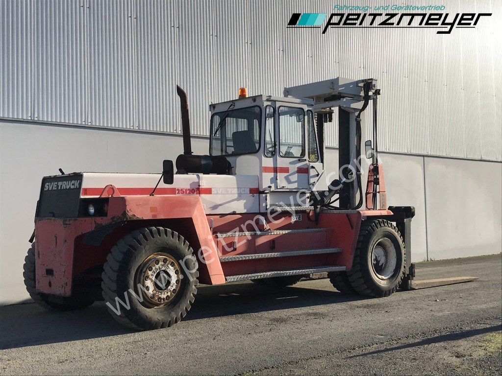 Svetruck Gabelstapler 25120-45 drehbarer Fahrersitz - Diesel viličar: slika Svetruck Gabelstapler 25120-45 drehbarer Fahrersitz - Diesel viličar Svetruck Gabelstapler 25120-45 drehbarer Fahrersitz - Diesel viličar: slika Svetruck Gabelstapler 25120-45 drehbarer Fahrersitz - Diesel viličar