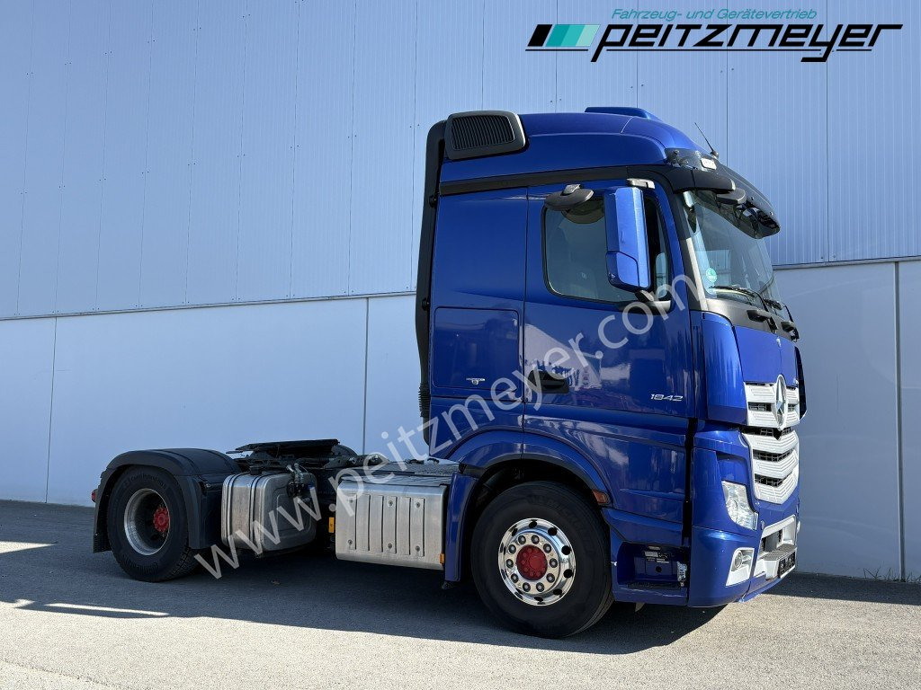 MERCEDES-BENZ Actros 1842 LS Hydraulik - Tegljač: slika MERCEDES-BENZ Actros 1842 LS Hydraulik - Tegljač MERCEDES-BENZ Actros 1842 LS Hydraulik - Tegljač: slika MERCEDES-BENZ Actros 1842 LS Hydraulik - Tegljač