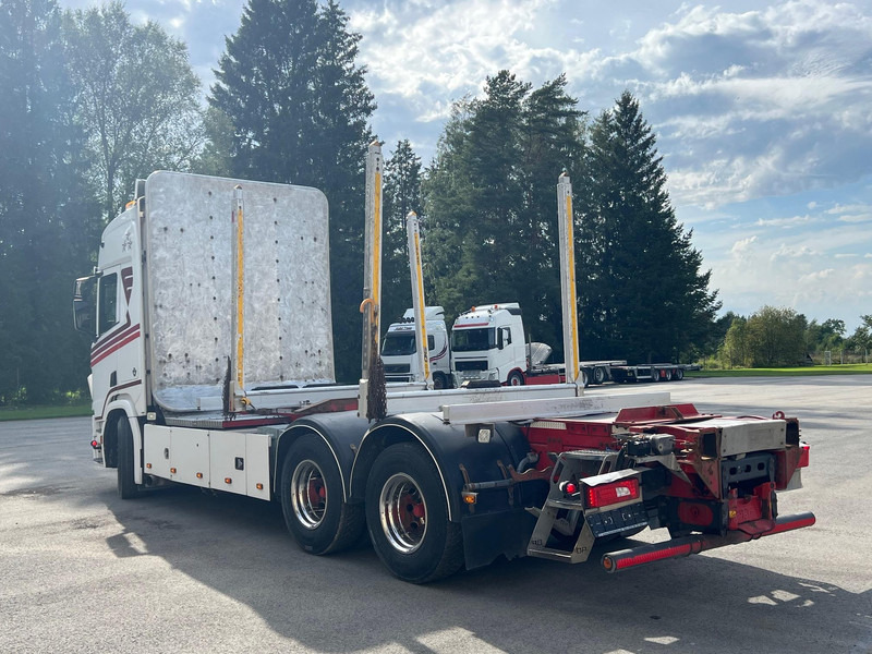 Scania R730 B6X4NB - Kamion šumar, Kamion s kranom: slika Scania R730 B6X4NB - Kamion šumar, Kamion s kranom Scania R730 B6X4NB - Kamion šumar, Kamion s kranom: slika Scania R730 B6X4NB - Kamion šumar, Kamion s kranom