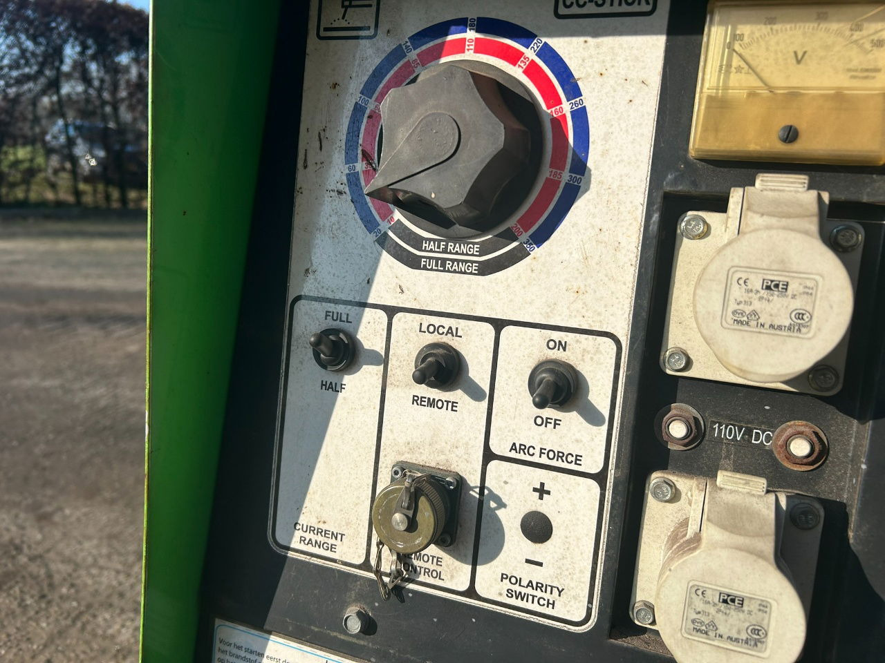 Boxer Mosa 12 kva Te huur Mosa aggregaat TS 350 X 12 kva - Generatorski set: slika Boxer Mosa 12 kva Te huur Mosa aggregaat TS 350 X 12 kva - Generatorski set Boxer Mosa 12 kva Te huur Mosa aggregaat TS 350 X 12 kva - Generatorski set: slika Boxer Mosa 12 kva Te huur Mosa aggregaat TS 350 X 12 kva - Generatorski set