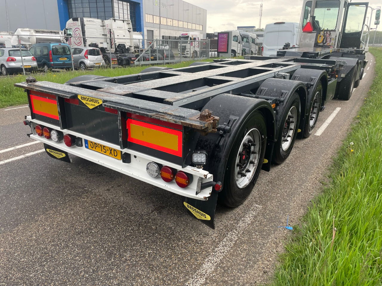 Broshuis Mfcc 20-30-40-45 FT HC / Disc brakes / Lifting axle / led / NL trailer/ - Transporter kontejnera/ Poluprikolica s izmjenjivim sanducima: slika Broshuis Mfcc 20-30-40-45 FT HC / Disc brakes / Lifting axle / led / NL trailer/ - Transporter kontejnera/ Poluprikolica s izmjenjivim sanducima Broshuis Mfcc 20-30-40-45 FT HC / Disc brakes / Lifting axle / led / NL trailer/ - Transporter kontejnera/ Poluprikolica s izmjenjivim sanducima: slika Broshuis Mfcc 20-30-40-45 FT HC / Disc brakes / Lifting axle / led / NL trailer/ - Transporter kontejnera/ Poluprikolica s izmjenjivim sanducima