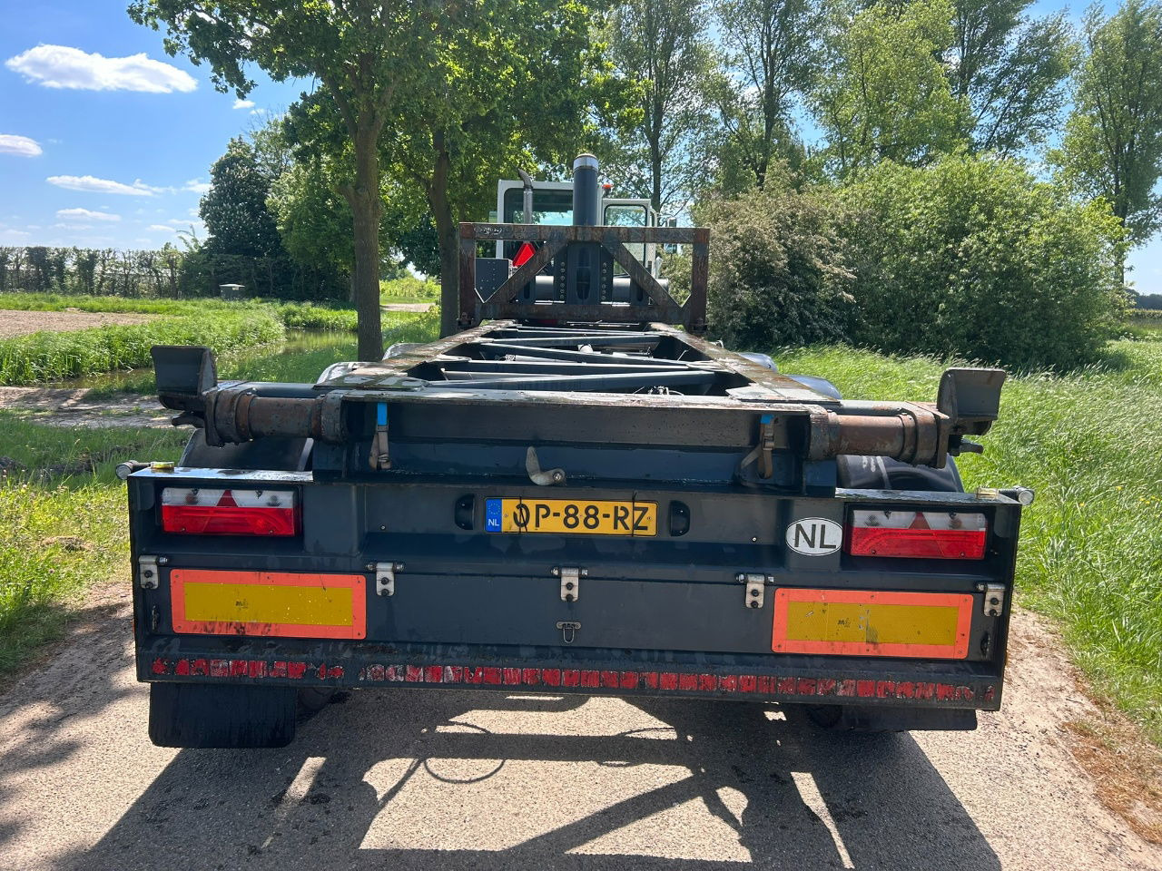 Van Hool 20 ft tipping / elect. 24 v / Tuf 3-2026 / Tyres 70 / Only 49500 km / t - Transporter kontejnera/ Poluprikolica s izmjenjivim sanducima: slika Van Hool 20 ft tipping / elect. 24 v / Tuf 3-2026 / Tyres 70 / Only 49500 km / t - Transporter kontejnera/ Poluprikolica s izmjenjivim sanducima Van Hool 20 ft tipping / elect. 24 v / Tuf 3-2026 / Tyres 70 / Only 49500 km / t - Transporter kontejnera/ Poluprikolica s izmjenjivim sanducima: slika Van Hool 20 ft tipping / elect. 24 v / Tuf 3-2026 / Tyres 70 / Only 49500 km / t - Transporter kontejnera/ Poluprikolica s izmjenjivim sanducima