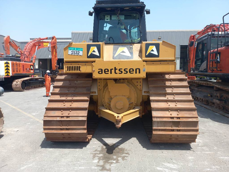 Cat D6R LGP (Abu Dhabi) - Buldožer: slika Cat D6R LGP (Abu Dhabi) - Buldožer Cat D6R LGP (Abu Dhabi) - Buldožer: slika Cat D6R LGP (Abu Dhabi) - Buldožer