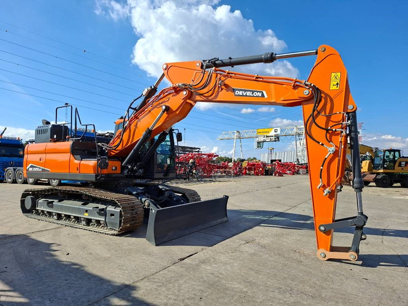 Develon DX225LC-7 - Bager gusjeničar: slika Develon DX225LC-7 - Bager gusjeničar Develon DX225LC-7 - Bager gusjeničar: slika Develon DX225LC-7 - Bager gusjeničar