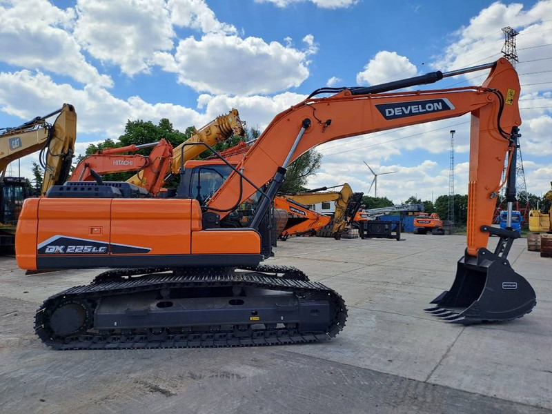 Develon DX225LC-7M - Bager gusjeničar: slika Develon DX225LC-7M - Bager gusjeničar Develon DX225LC-7M - Bager gusjeničar: slika Develon DX225LC-7M - Bager gusjeničar