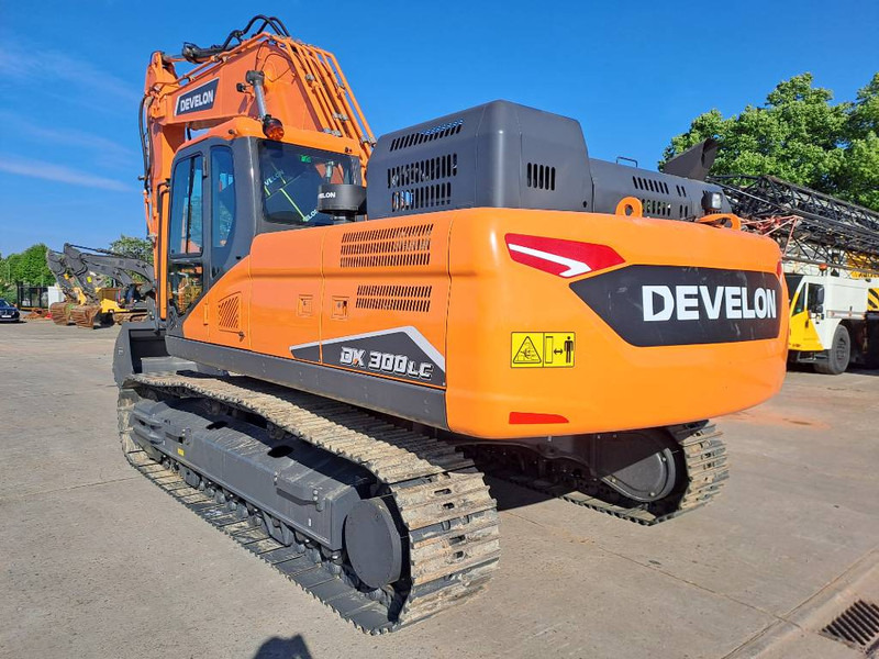 Develon DX300LC-7M - Bager gusjeničar: slika Develon DX300LC-7M - Bager gusjeničar Develon DX300LC-7M - Bager gusjeničar: slika Develon DX300LC-7M - Bager gusjeničar