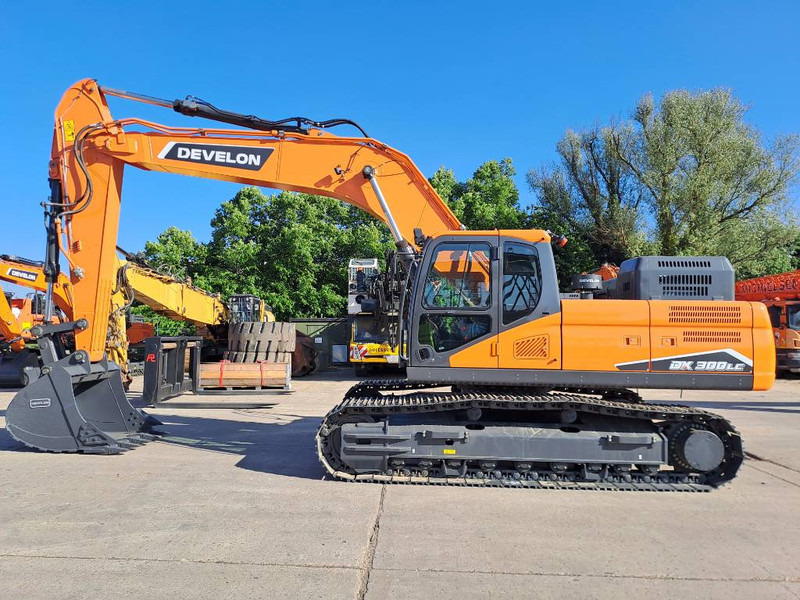 Doosan DX 300 LC-7M (UNUSED, 4 Pieces available) - Bager gusjeničar: slika Doosan DX 300 LC-7M (UNUSED, 4 Pieces available) - Bager gusjeničar Doosan DX 300 LC-7M (UNUSED, 4 Pieces available) - Bager gusjeničar: slika Doosan DX 300 LC-7M (UNUSED, 4 Pieces available) - Bager gusjeničar