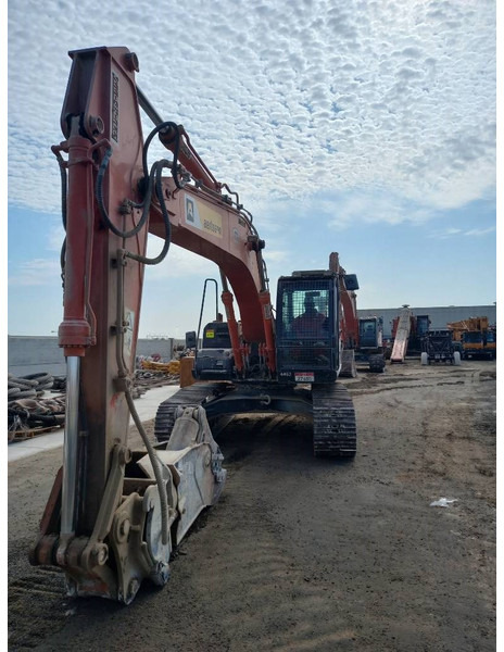 Hitachi ZX220LC (Abu Dhabi) - Bager gusjeničar: slika Hitachi ZX220LC (Abu Dhabi) - Bager gusjeničar Hitachi ZX220LC (Abu Dhabi) - Bager gusjeničar: slika Hitachi ZX220LC (Abu Dhabi) - Bager gusjeničar