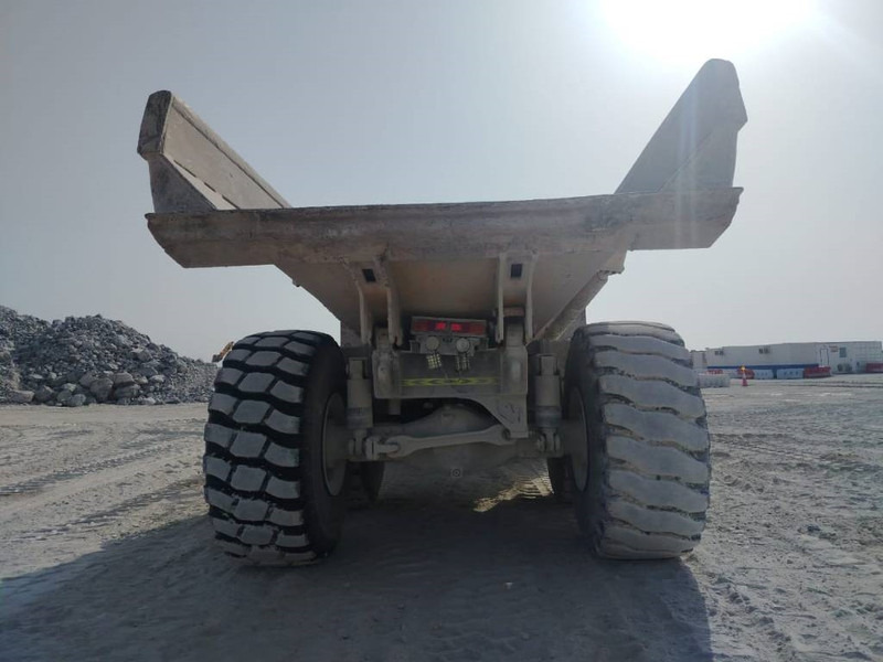 Komatsu HM400-3R (4 pieces available in Abu Dhabi) - Zglobni istovarivač: slika Komatsu HM400-3R (4 pieces available in Abu Dhabi) - Zglobni istovarivač Komatsu HM400-3R (4 pieces available in Abu Dhabi) - Zglobni istovarivač: slika Komatsu HM400-3R (4 pieces available in Abu Dhabi) - Zglobni istovarivač