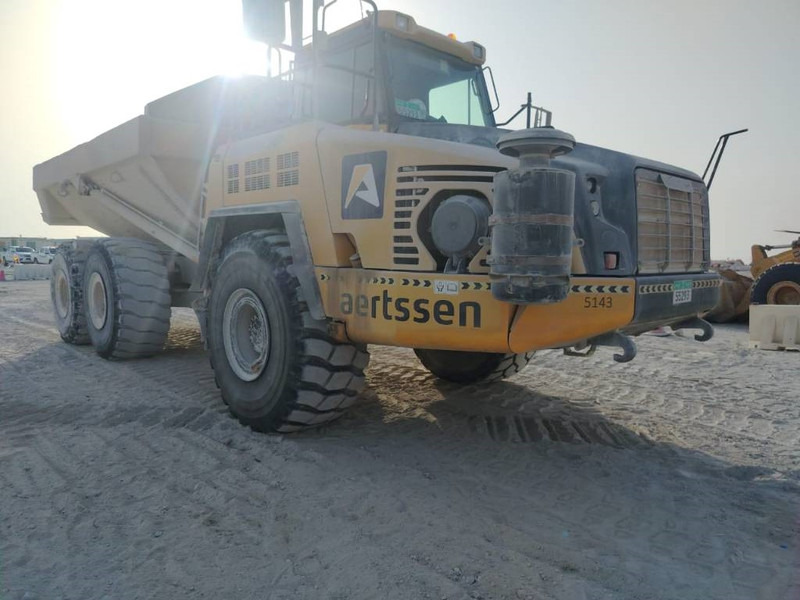 Komatsu HM400-3R (4 pieces available in Abu Dhabi) - Zglobni istovarivač: slika Komatsu HM400-3R (4 pieces available in Abu Dhabi) - Zglobni istovarivač Komatsu HM400-3R (4 pieces available in Abu Dhabi) - Zglobni istovarivač: slika Komatsu HM400-3R (4 pieces available in Abu Dhabi) - Zglobni istovarivač