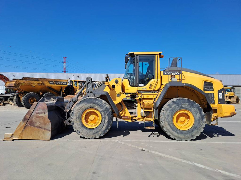 Volvo L150H (CDC) - Utovarivač na kotačima: slika Volvo L150H (CDC) - Utovarivač na kotačima Volvo L150H (CDC) - Utovarivač na kotačima: slika Volvo L150H (CDC) - Utovarivač na kotačima