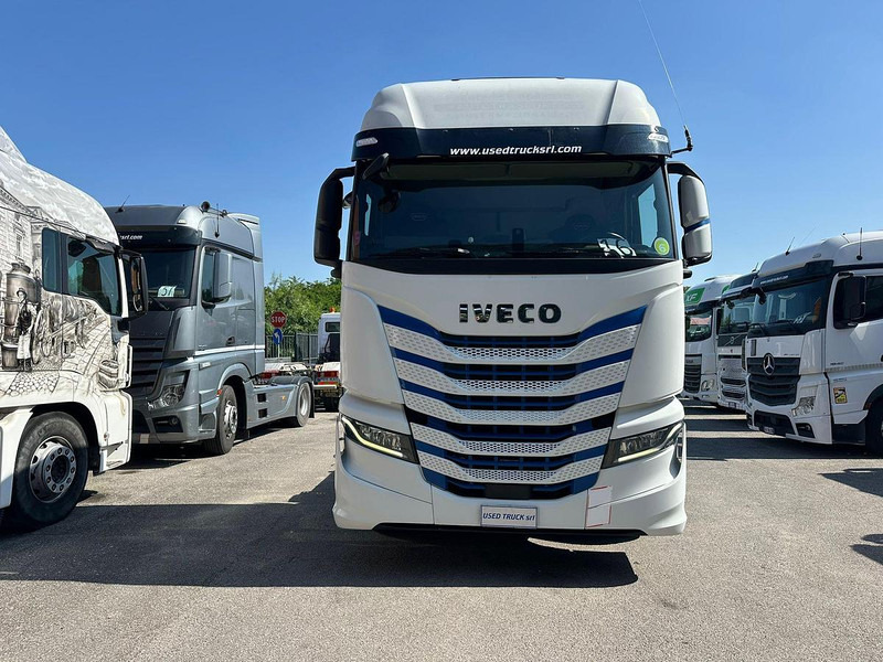 Iveco S-Way 570 - Tegljač: slika Iveco S-Way 570 - Tegljač Iveco S-Way 570 - Tegljač: slika Iveco S-Way 570 - Tegljač