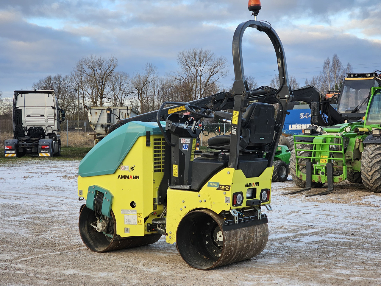 AMMANN ARX 12-2 - Valjak: slika AMMANN ARX 12-2 - Valjak AMMANN ARX 12-2 - Valjak: slika AMMANN ARX 12-2 - Valjak