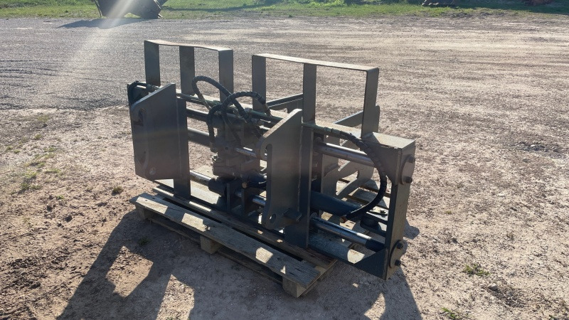 Bale Clamp 1700mm - Hvataljka za Građevinski strojevi: slika Bale Clamp 1700mm - Hvataljka za Građevinski strojevi Bale Clamp 1700mm - Hvataljka za Građevinski strojevi: slika Bale Clamp 1700mm - Hvataljka za Građevinski strojevi