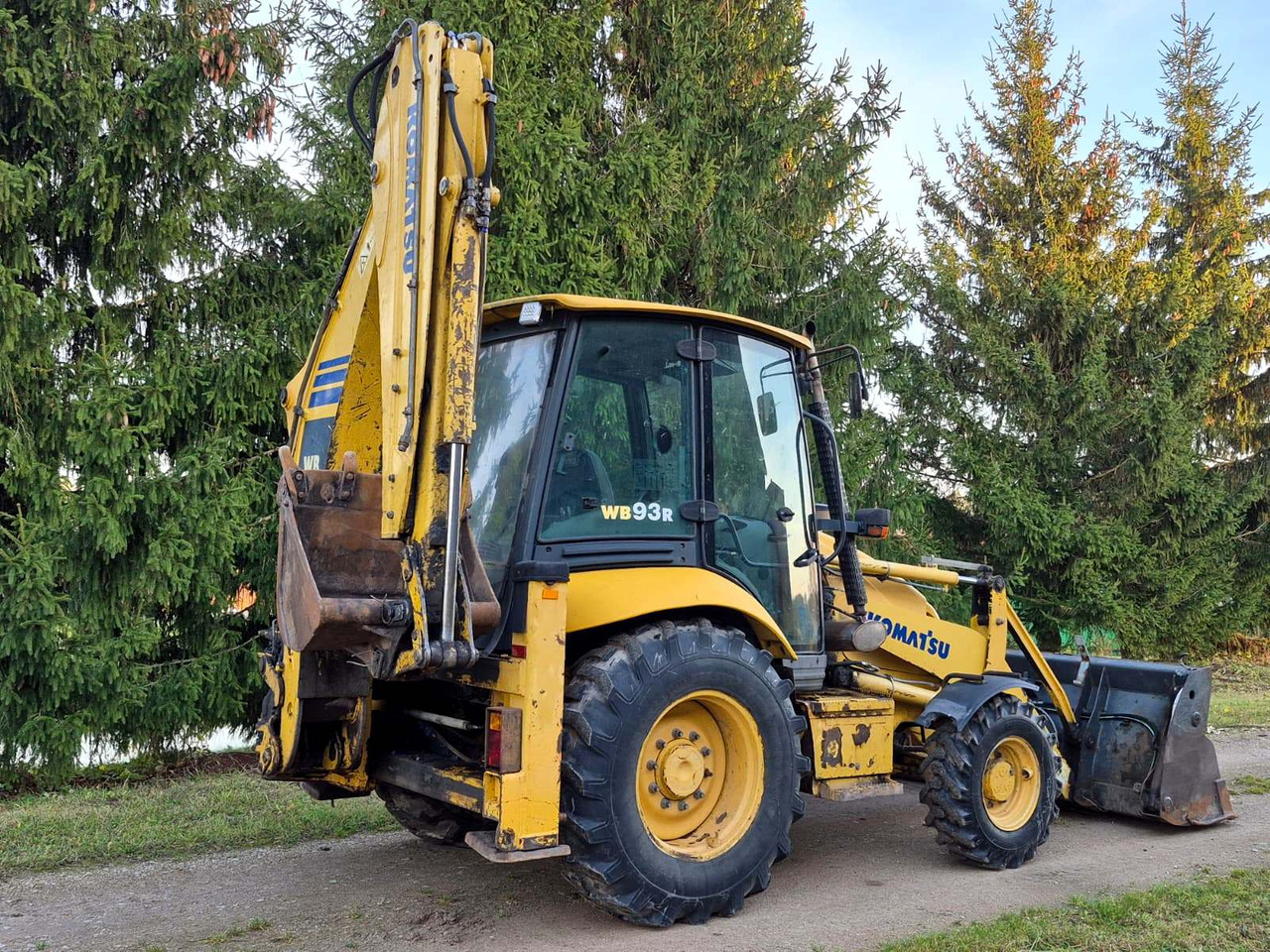 Zakup KOMATSU WB93R-5 KOMATSU WB93R-5: slika Zakup KOMATSU WB93R-5 KOMATSU WB93R-5