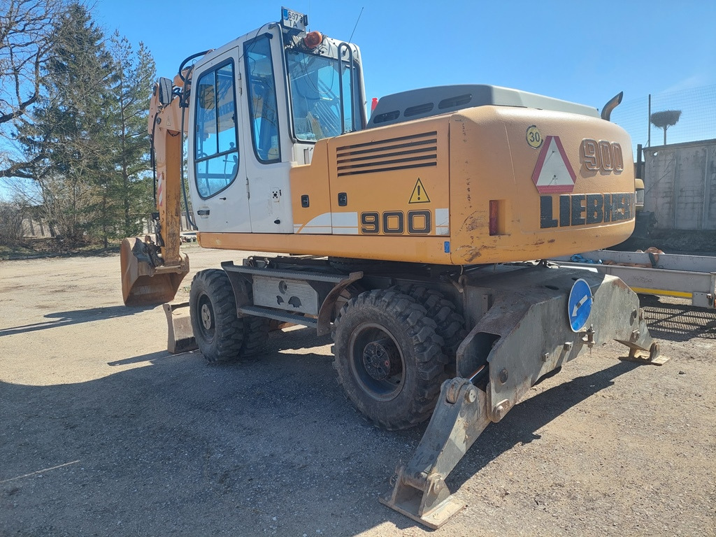 LIEBHERR A900C - Bager na kotačima: slika LIEBHERR A900C - Bager na kotačima LIEBHERR A900C - Bager na kotačima: slika LIEBHERR A900C - Bager na kotačima