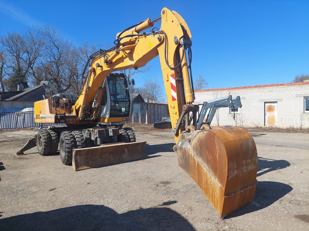 LIEBHERR A900C - Bager na kotačima: slika LIEBHERR A900C - Bager na kotačima LIEBHERR A900C - Bager na kotačima: slika LIEBHERR A900C - Bager na kotačima