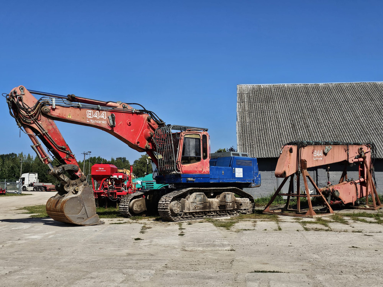 LIEBHERR R944B VH-HD. UHD boom and standart boom included. - Bager za rušenje: slika LIEBHERR R944B VH-HD. UHD boom and standart boom included. - Bager za rušenje LIEBHERR R944B VH-HD. UHD boom and standart boom included. - Bager za rušenje: slika LIEBHERR R944B VH-HD. UHD boom and standart boom included. - Bager za rušenje