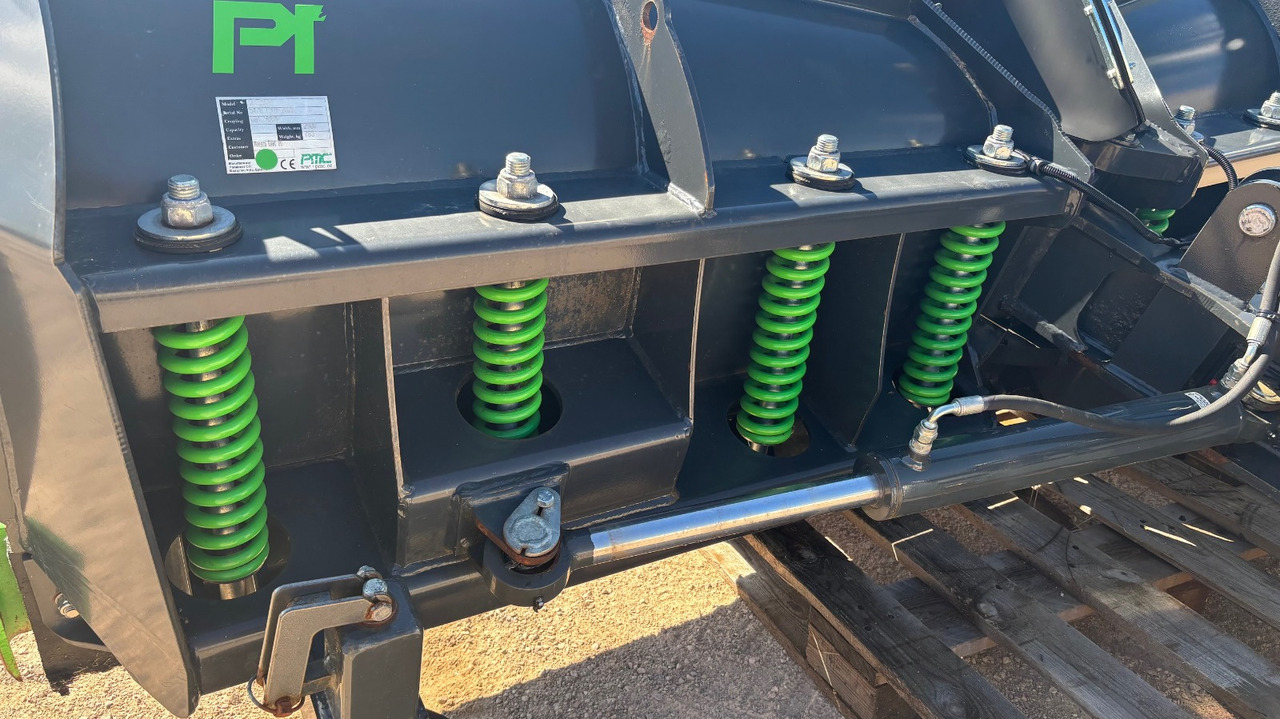 PMC VPL2900 - Ralica za snijeg za Utovarivač na kotačima: slika PMC VPL2900 - Ralica za snijeg za Utovarivač na kotačima PMC VPL2900 - Ralica za snijeg za Utovarivač na kotačima: slika PMC VPL2900 - Ralica za snijeg za Utovarivač na kotačima