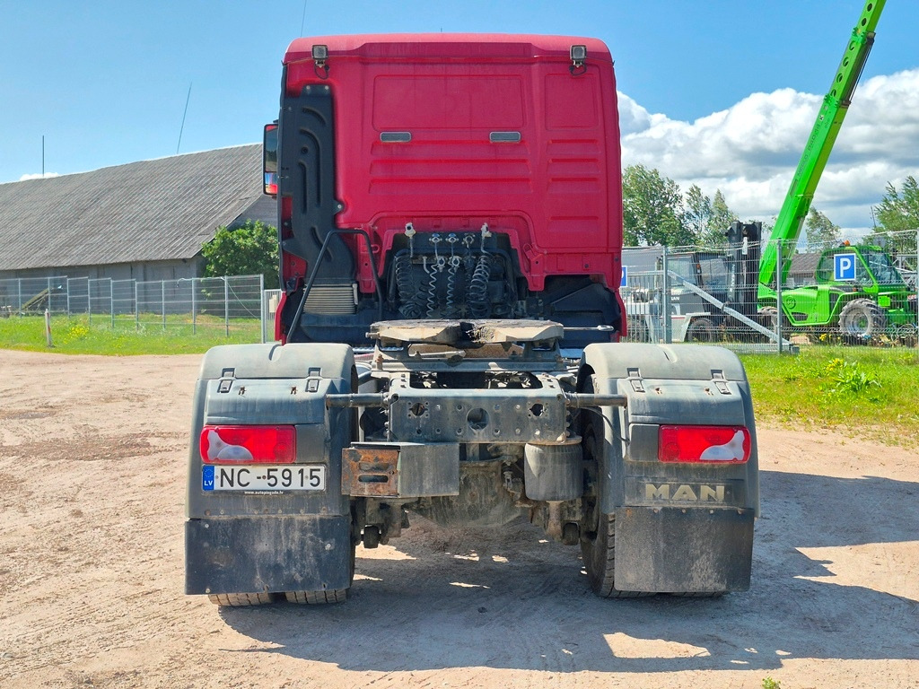 MAN TGX18.440 4x4 - Tegljač: slika MAN TGX18.440 4x4 - Tegljač MAN TGX18.440 4x4 - Tegljač: slika MAN TGX18.440 4x4 - Tegljač
