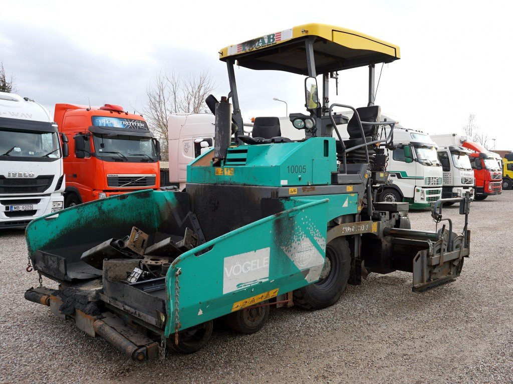 VÖGELE Super 1303-2 - Finišer za asfalt: slika VÖGELE Super 1303-2 - Finišer za asfalt VÖGELE Super 1303-2 - Finišer za asfalt: slika VÖGELE Super 1303-2 - Finišer za asfalt