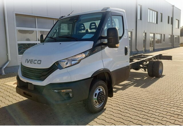 IVECO Daily 35C16H3.0 COMFORT & CONSTRUCTION PACK... - Kamion-šasija, Dostavno vozilo: slika IVECO Daily 35C16H3.0 COMFORT & CONSTRUCTION PACK... - Kamion-šasija, Dostavno vozilo IVECO Daily 35C16H3.0 COMFORT & CONSTRUCTION PACK... - Kamion-šasija, Dostavno vozilo: slika IVECO Daily 35C16H3.0 COMFORT & CONSTRUCTION PACK... - Kamion-šasija, Dostavno vozilo