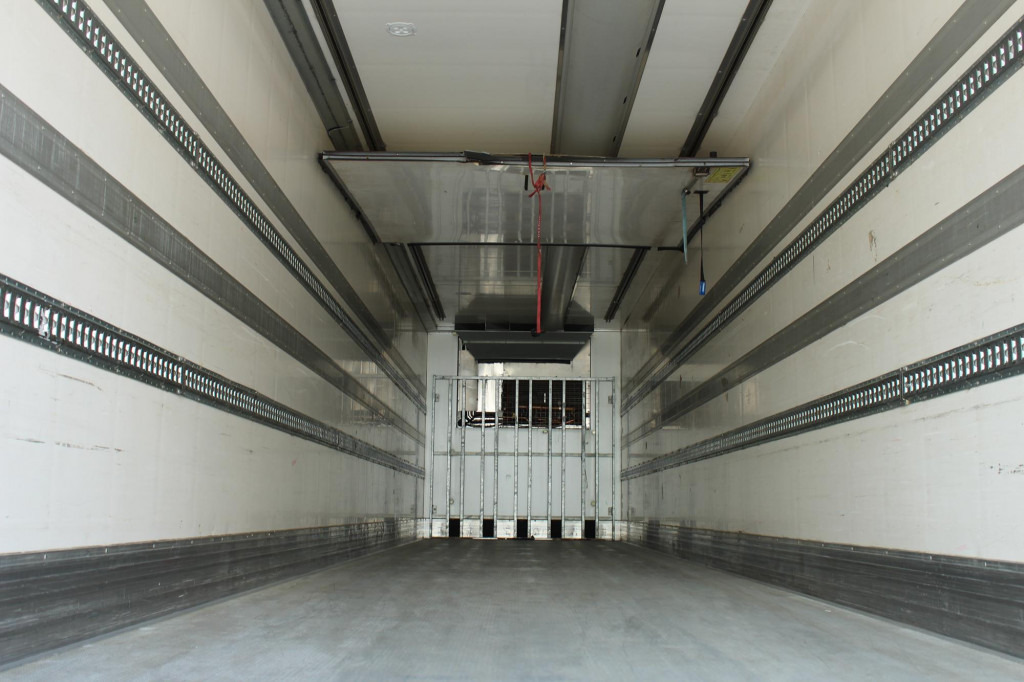 Chereau TK SLXi Spectrum Bi-Multi-Temp. TW FRC 26 - Poluprikolica hladnjača: slika Chereau TK SLXi Spectrum Bi-Multi-Temp. TW FRC 26 - Poluprikolica hladnjača Chereau TK SLXi Spectrum Bi-Multi-Temp. TW FRC 26 - Poluprikolica hladnjača: slika Chereau TK SLXi Spectrum Bi-Multi-Temp. TW FRC 26 - Poluprikolica hladnjača