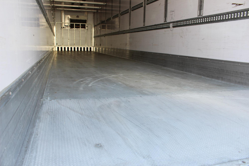 Lamberet TK SLXi 300 Doppelstock Strom FRC12.26 - Poluprikolica hladnjača: slika Lamberet TK SLXi 300 Doppelstock Strom FRC12.26 - Poluprikolica hladnjača Lamberet TK SLXi 300 Doppelstock Strom FRC12.26 - Poluprikolica hladnjača: slika Lamberet TK SLXi 300 Doppelstock Strom FRC12.26 - Poluprikolica hladnjača