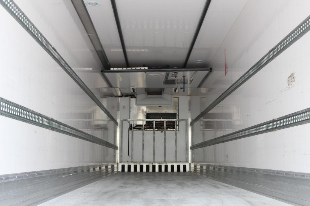 Lamberet TK SLXi Spectrum 2,65h Bi-Multi-Temp. TW LBW - Poluprikolica hladnjača: slika Lamberet TK SLXi Spectrum 2,65h Bi-Multi-Temp. TW LBW - Poluprikolica hladnjača Lamberet TK SLXi Spectrum 2,65h Bi-Multi-Temp. TW LBW - Poluprikolica hladnjača: slika Lamberet TK SLXi Spectrum 2,65h Bi-Multi-Temp. TW LBW - Poluprikolica hladnjača