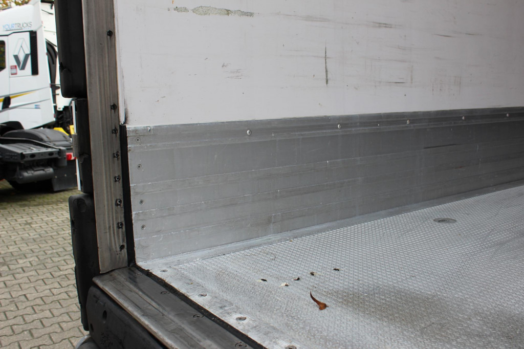 Lamberet TK SLXi Spectrum 2,65h Bi-Multi-Temp. TW LBW - Poluprikolica hladnjača: slika Lamberet TK SLXi Spectrum 2,65h Bi-Multi-Temp. TW LBW - Poluprikolica hladnjača Lamberet TK SLXi Spectrum 2,65h Bi-Multi-Temp. TW LBW - Poluprikolica hladnjača: slika Lamberet TK SLXi Spectrum 2,65h Bi-Multi-Temp. TW LBW - Poluprikolica hladnjača