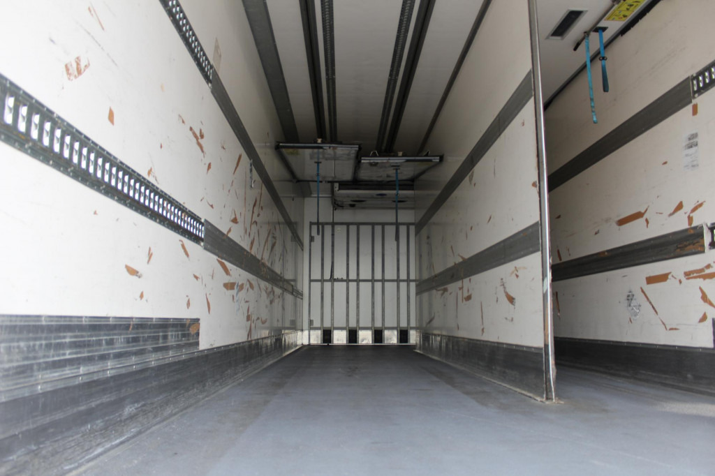 Mercedes-Benz Antos 2536 E6 CS 1250Mt Tri-temp LBW TW ATP - Kamion hladnjača: slika Mercedes-Benz Antos 2536 E6 CS 1250Mt Tri-temp LBW TW ATP - Kamion hladnjača Mercedes-Benz Antos 2536 E6 CS 1250Mt Tri-temp LBW TW ATP - Kamion hladnjača: slika Mercedes-Benz Antos 2536 E6 CS 1250Mt Tri-temp LBW TW ATP - Kamion hladnjača