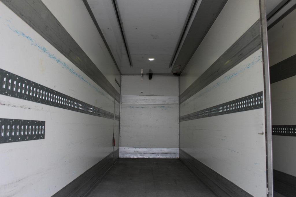 Mercedes-Benz Atego 1221 E6 Carrier Multi-Temp Strom Türen+LBW - Kamion hladnjača: slika Mercedes-Benz Atego 1221 E6 Carrier Multi-Temp Strom Türen+LBW - Kamion hladnjača Mercedes-Benz Atego 1221 E6 Carrier Multi-Temp Strom Türen+LBW - Kamion hladnjača: slika Mercedes-Benz Atego 1221 E6 Carrier Multi-Temp Strom Türen+LBW - Kamion hladnjača