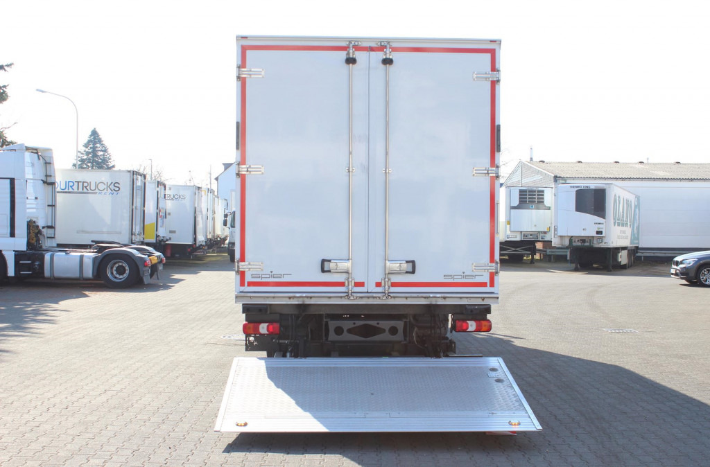 Kamion hladnjača Mercedes-Benz Atego 1221 TK T-800R Tiefkühl Türen+LBW: slika Kamion hladnjača Mercedes-Benz Atego 1221 TK T-800R Tiefkühl Türen+LBW Kamion hladnjača Mercedes-Benz Atego 1221 TK T-800R Tiefkühl Türen+LBW: slika Kamion hladnjača Mercedes-Benz Atego 1221 TK T-800R Tiefkühl Türen+LBW