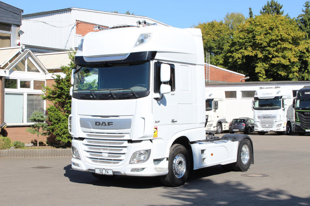 Daf 530 SSC Retarder Kühlbox 2 Tanks Standklima - Tegljač: slika Daf 530 SSC Retarder Kühlbox 2 Tanks Standklima - Tegljač Daf 530 SSC Retarder Kühlbox 2 Tanks Standklima - Tegljač: slika Daf 530 SSC Retarder Kühlbox 2 Tanks Standklima - Tegljač