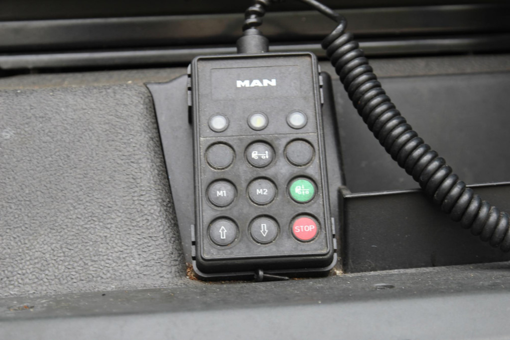 MAN TGX 18.500 XXL Standklima Navi Xenon Retarder - Tegljač: slika MAN TGX 18.500 XXL Standklima Navi Xenon Retarder - Tegljač MAN TGX 18.500 XXL Standklima Navi Xenon Retarder - Tegljač: slika MAN TGX 18.500 XXL Standklima Navi Xenon Retarder - Tegljač