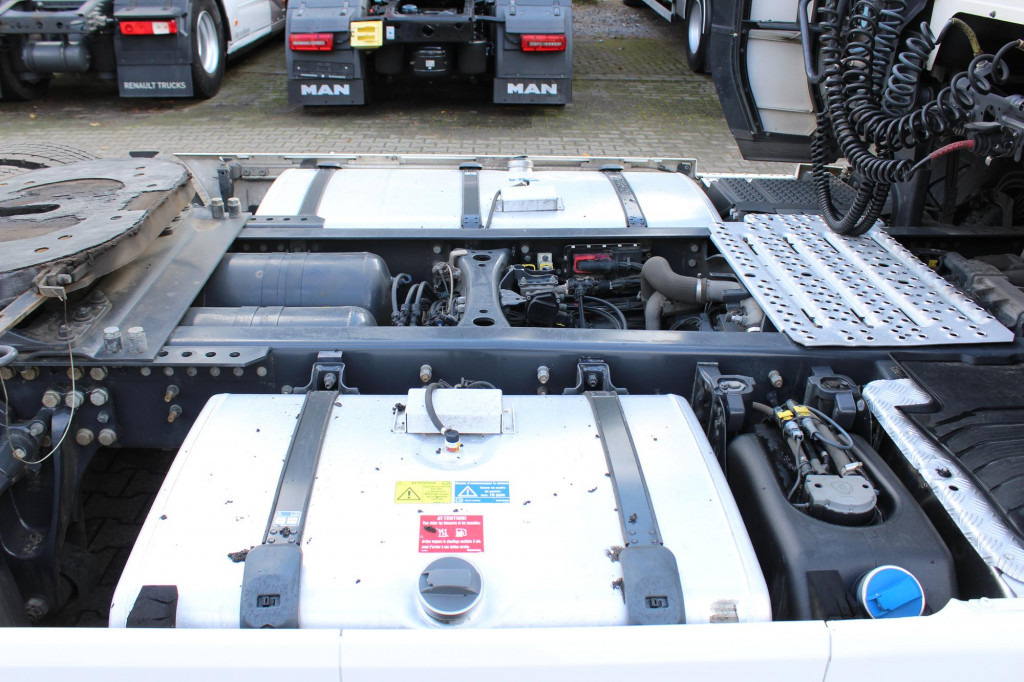 Tegljač Scania R 500   Retarder  LDWS  Kühlbox  2 Tanks  Navi: slika Tegljač Scania R 500   Retarder  LDWS  Kühlbox  2 Tanks  Navi