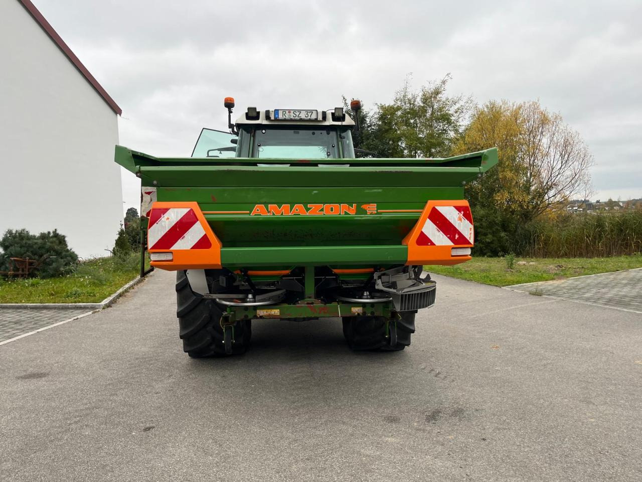 Amazone ZA-M 1501 Profis, Wiegestreuer, 2500 Liter - Rasipač gnojiva: slika Amazone ZA-M 1501 Profis, Wiegestreuer, 2500 Liter - Rasipač gnojiva Amazone ZA-M 1501 Profis, Wiegestreuer, 2500 Liter - Rasipač gnojiva: slika Amazone ZA-M 1501 Profis, Wiegestreuer, 2500 Liter - Rasipač gnojiva