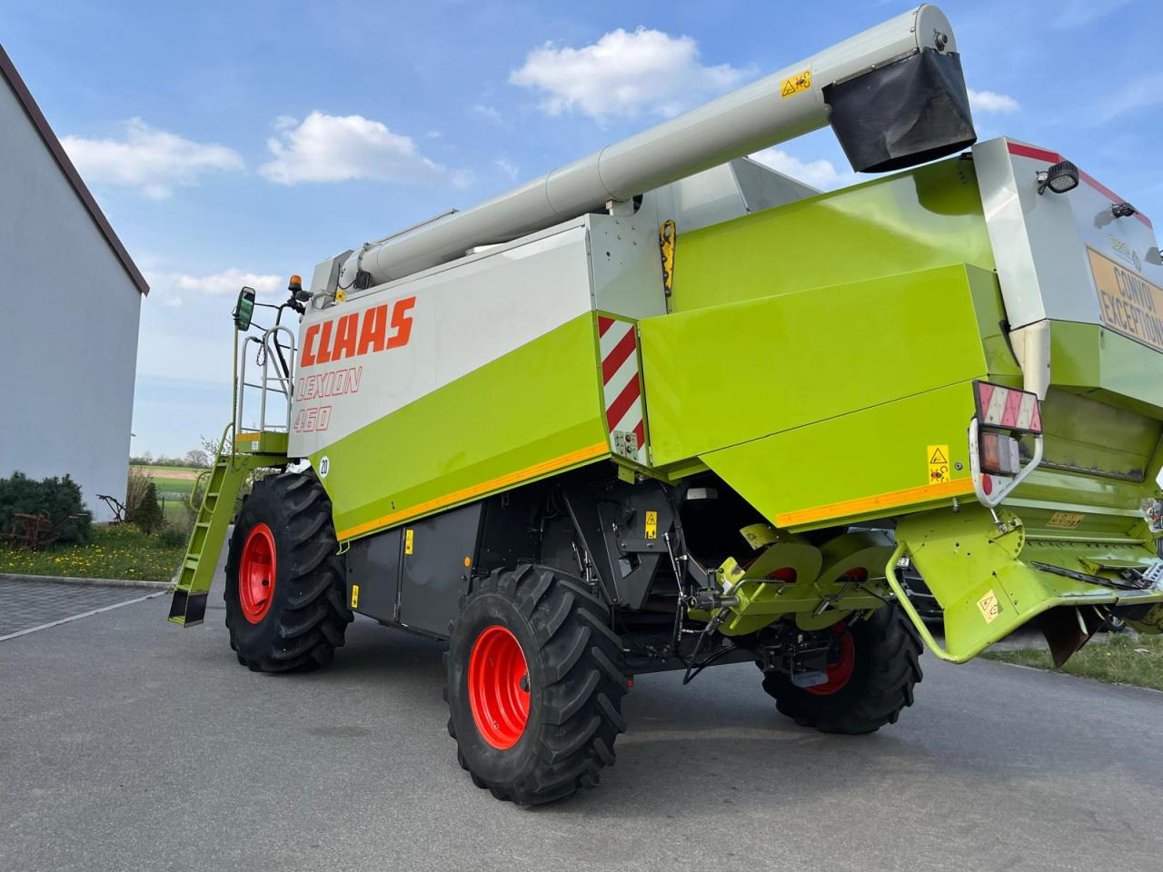 CLAAS Lexion 460 mit Schneidwerk V660, 3D-Kamera, Raps, Bj. 2001 - Kombajn za žetvu: slika CLAAS Lexion 460 mit Schneidwerk V660, 3D-Kamera, Raps, Bj. 2001 - Kombajn za žetvu CLAAS Lexion 460 mit Schneidwerk V660, 3D-Kamera, Raps, Bj. 2001 - Kombajn za žetvu: slika CLAAS Lexion 460 mit Schneidwerk V660, 3D-Kamera, Raps, Bj. 2001 - Kombajn za žetvu