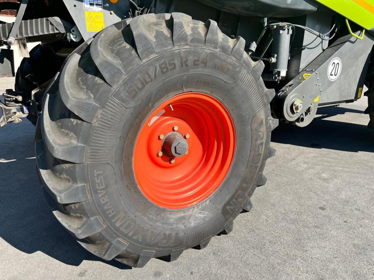 Kombajn za žetvu CLAAS Lexion 550 mit Schneidwerk V750, mit 3D, Baujahr 2009, guter gepflegter Zustand: slika Kombajn za žetvu CLAAS Lexion 550 mit Schneidwerk V750, mit 3D, Baujahr 2009, guter gepflegter Zustand