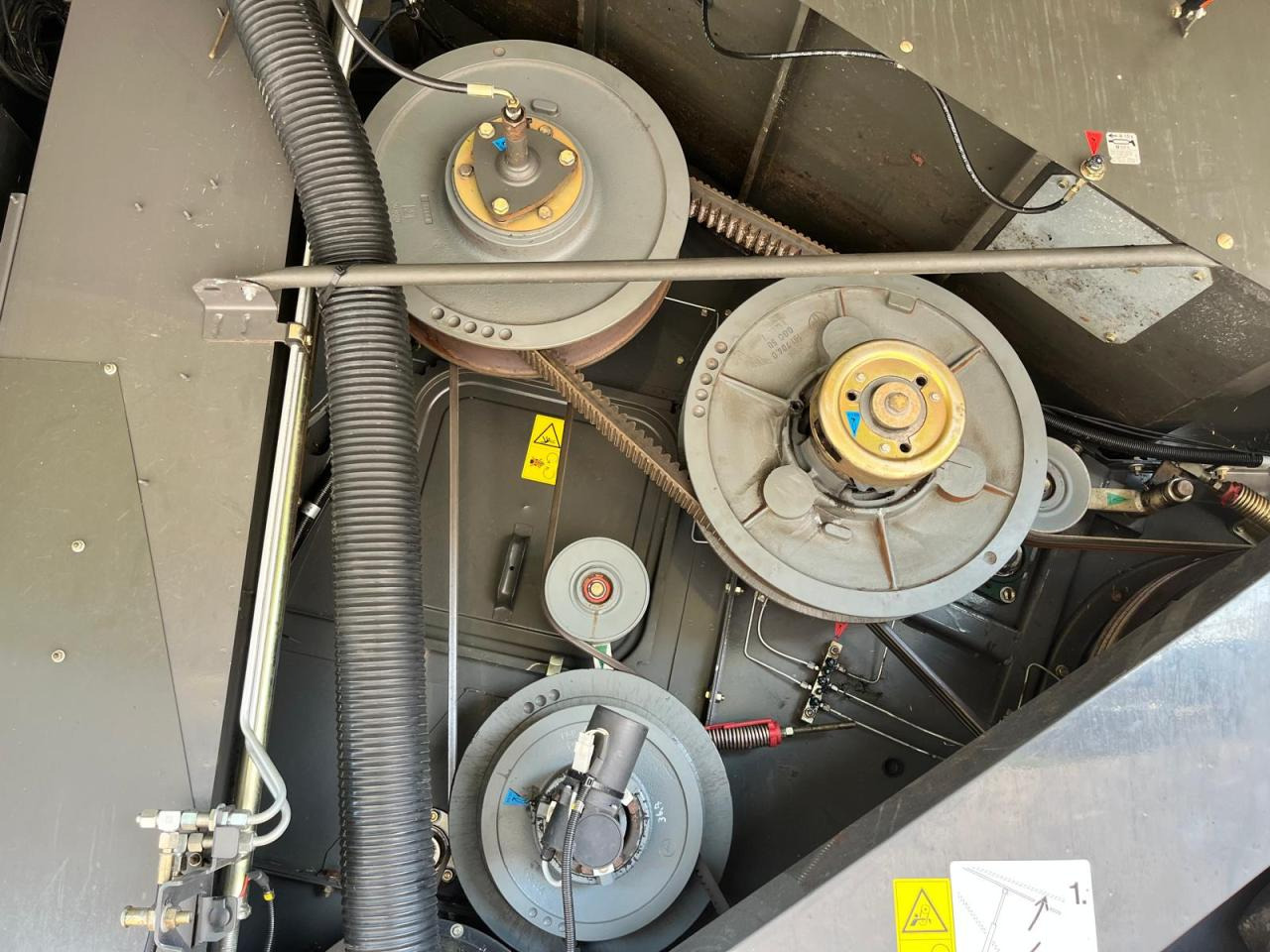 Kombajn za žetvu CLAAS Lexion 550 mit Schneidwerk V750, mit 3D, Baujahr 2009, guter gepflegter Zustand: slika Kombajn za žetvu CLAAS Lexion 550 mit Schneidwerk V750, mit 3D, Baujahr 2009, guter gepflegter Zustand