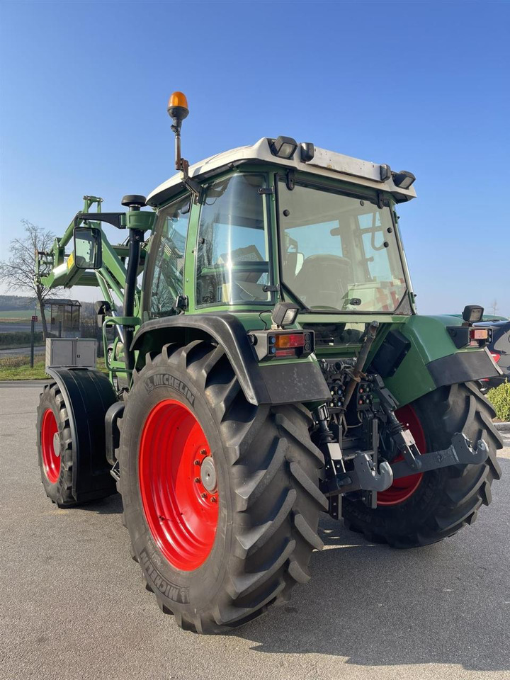 Fendt 309 Ci mit Frontlader, FKH, DL, Klima, 8250Bh, Baujahr 2005 - Traktor: slika Fendt 309 Ci mit Frontlader, FKH, DL, Klima, 8250Bh, Baujahr 2005 - Traktor Fendt 309 Ci mit Frontlader, FKH, DL, Klima, 8250Bh, Baujahr 2005 - Traktor: slika Fendt 309 Ci mit Frontlader, FKH, DL, Klima, 8250Bh, Baujahr 2005 - Traktor