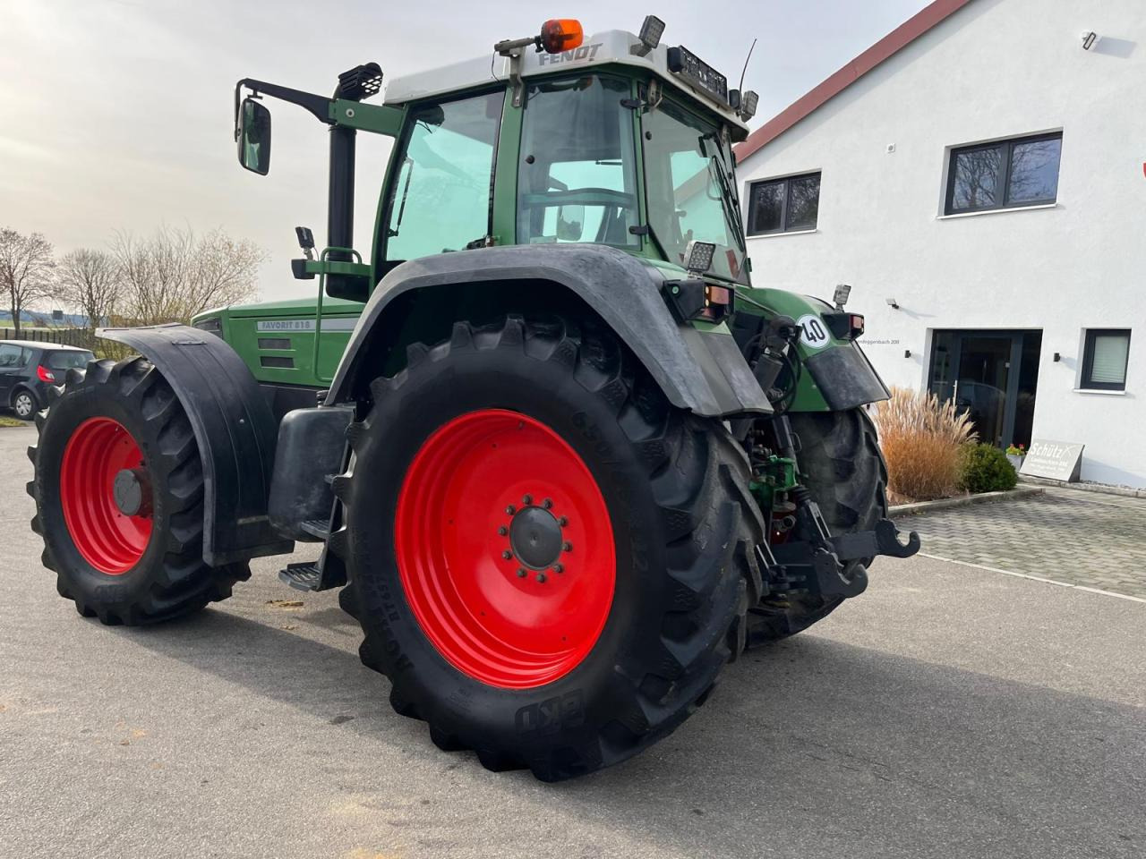 Fendt Favorit 818 Turboshift - Traktor: slika Fendt Favorit 818 Turboshift - Traktor Fendt Favorit 818 Turboshift - Traktor: slika Fendt Favorit 818 Turboshift - Traktor