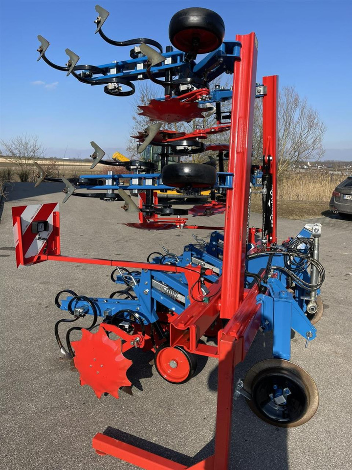 Hatzenbichler Hackgerät, Mais, 6 - reihig, 75 cm, TOP ZUSTAND, Hatzebichler - Oprema za obradu tla: slika Hatzenbichler Hackgerät, Mais, 6 - reihig, 75 cm, TOP ZUSTAND, Hatzebichler - Oprema za obradu tla Hatzenbichler Hackgerät, Mais, 6 - reihig, 75 cm, TOP ZUSTAND, Hatzebichler - Oprema za obradu tla: slika Hatzenbichler Hackgerät, Mais, 6 - reihig, 75 cm, TOP ZUSTAND, Hatzebichler - Oprema za obradu tla